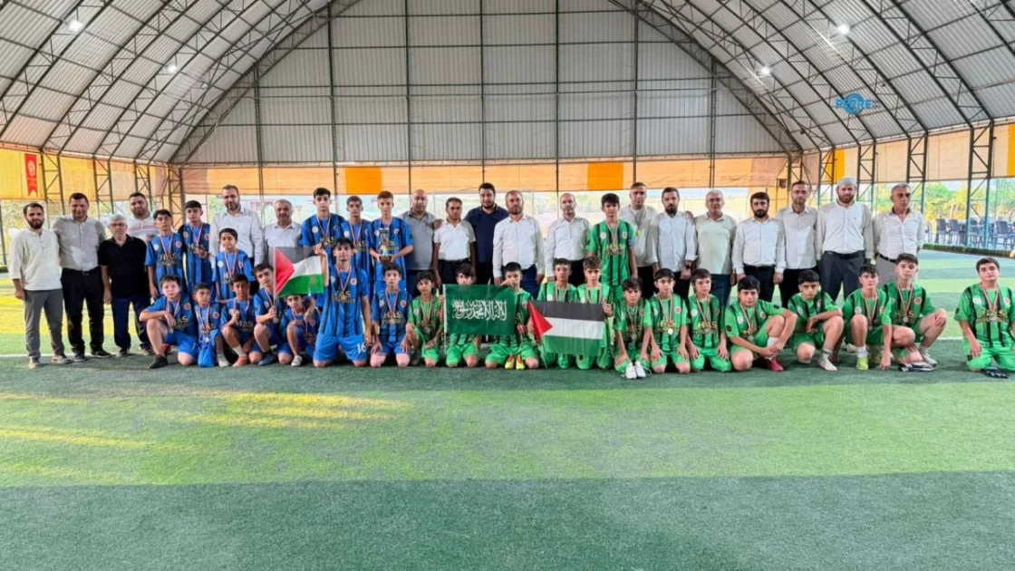 Kahta Yaz Kur'an Kursları Futbol Turnuvası Şampiyonu Çağrı Camii