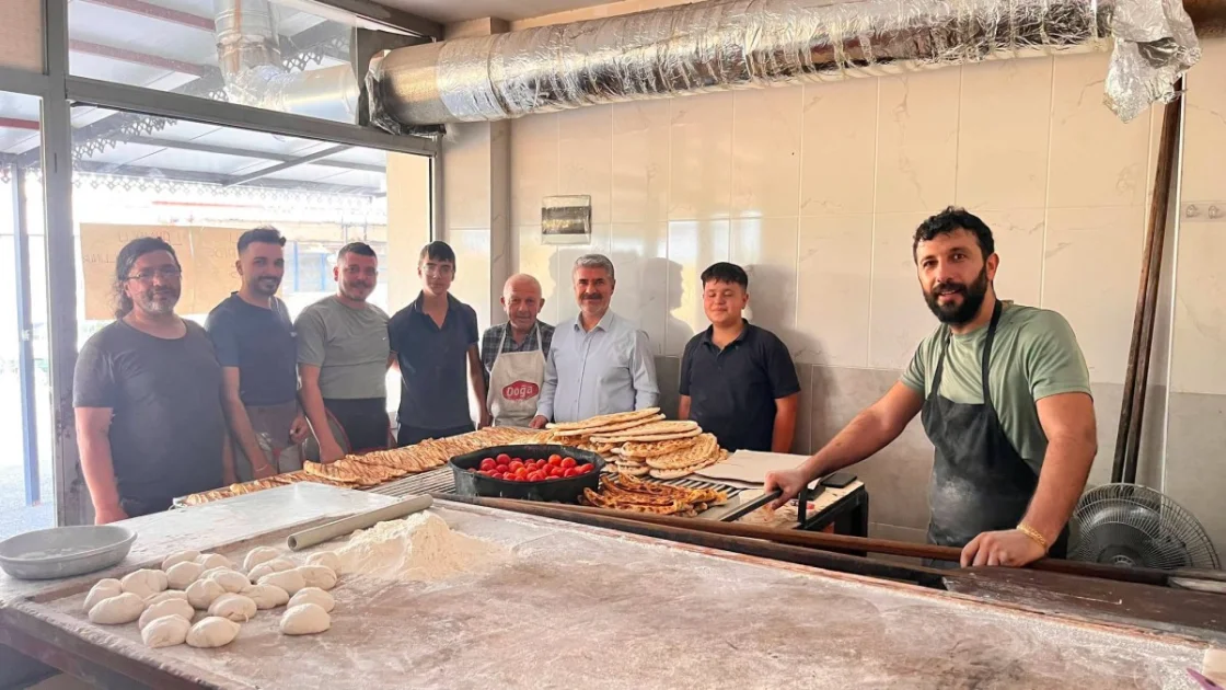 Başkan Alkan'dan Çarşı Esnafına Bereketli Kazanç Dileği
