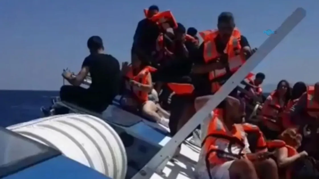 Girne Açıklarında Feribot Faciası: 7 Can Kaybı, 23 Kişi Aranıyor