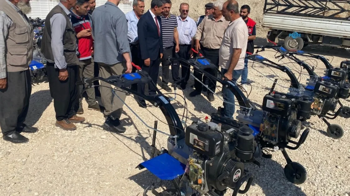 Besni'de Çiftçi ve Fırıncılara Önemli Ekipman Desteği