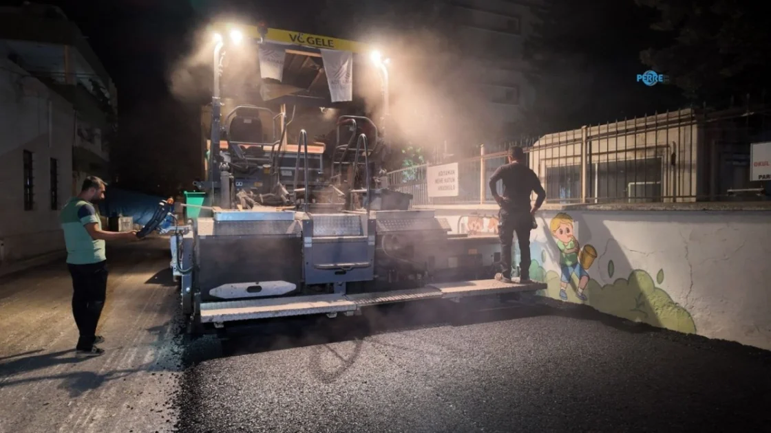 Adıyaman'da Gece Asfalt Mesaisi: Mara ve Musalla Yenileniyor