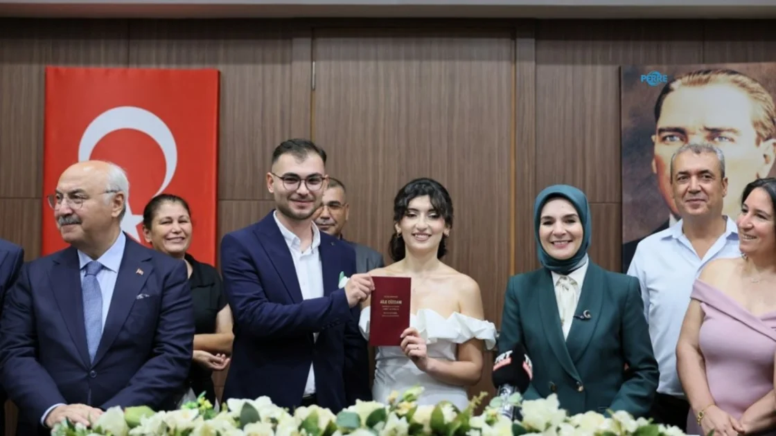 Adıyamanlı Gençlere Aile ve Gençlik Fonu'ndan Büyük Destek