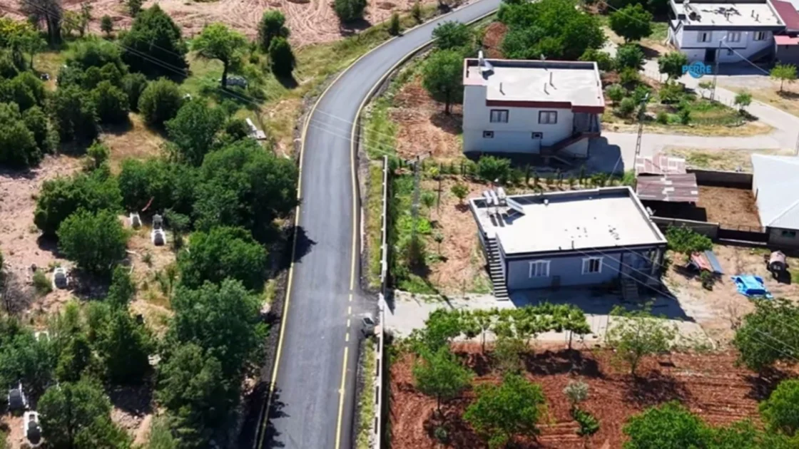 Aşağı Nasırlı Köy Yolu Sıcak Asfaltla Konforlu Hale Geldi