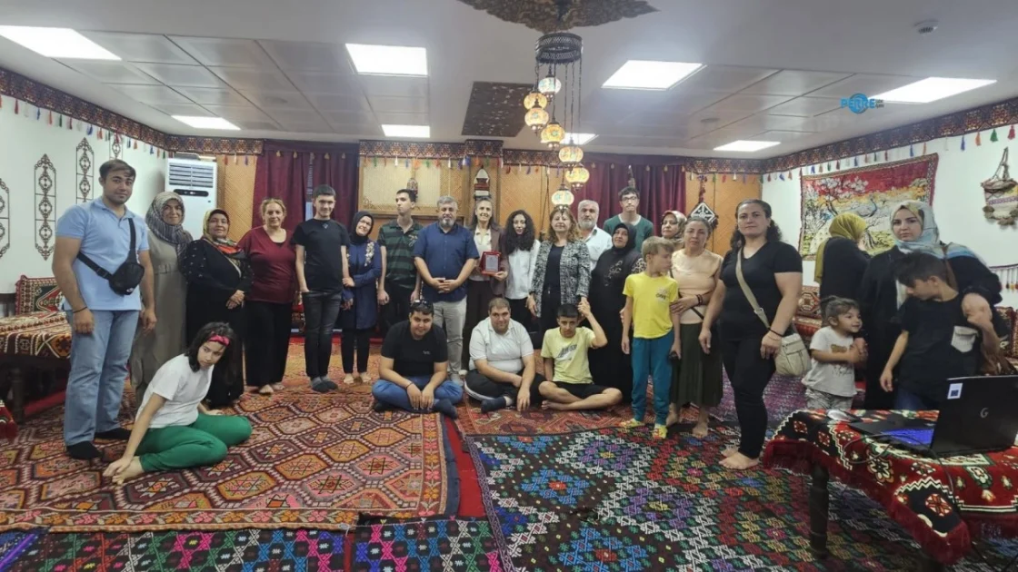 Adıyaman'da Otizmli Bireyler ve Aileleri Uzmanlarla Buluştu