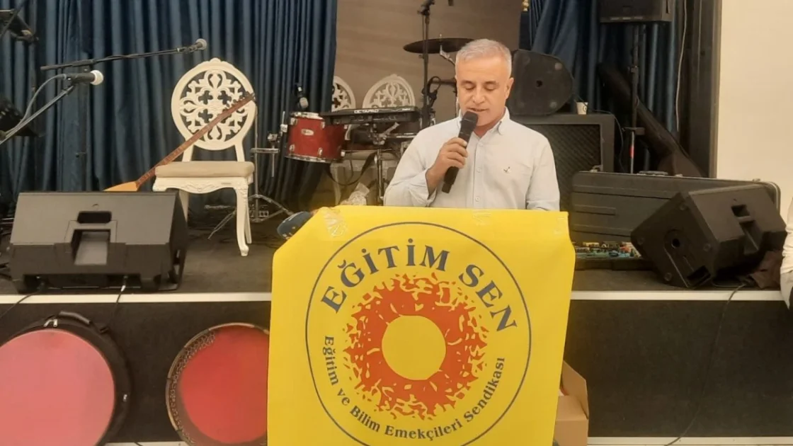 Eğitim Sen Adıyaman'dan Öğretmenler Gününde Barış ve Güvenli Okul Vurgusu