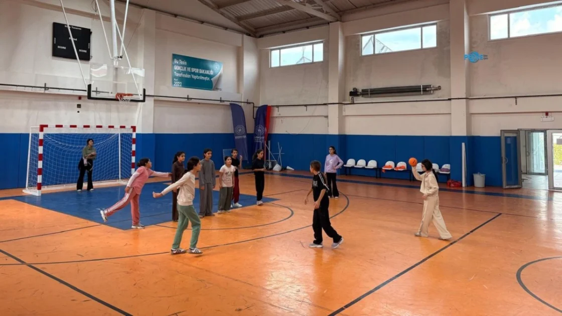 Samsat'ta Amatör Spor Haftası Coşkusu: Gençler Yeteneklerini Sergiledi