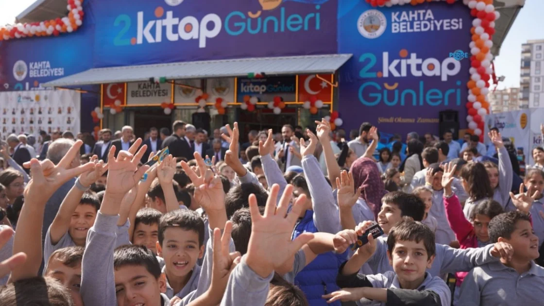 Adıyaman Kahta'da 2. Kitap Günleri Rekor Katılımla Devam Ediyor