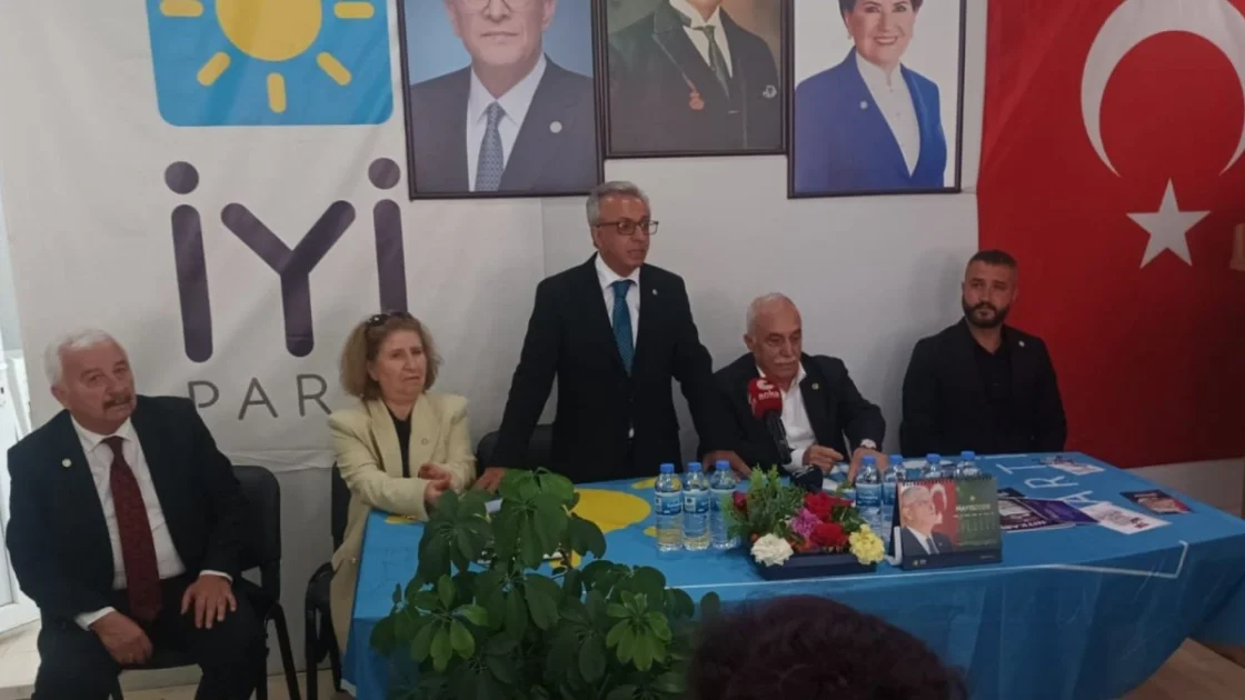 Fakıbaba, Dervişoğlu'nun Çağrısı Üzerine İYİ Parti'den Ayrıldı