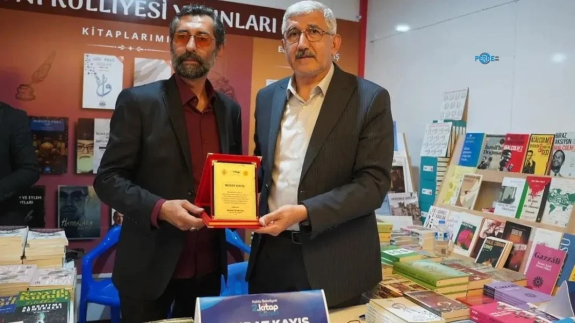Murat Kayış: "Kahta Kitap Günleri Yeni Nesle Kitap Sevgisi Aşılamak Budur"