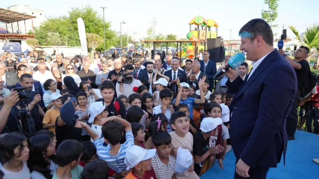 Bahçecik'teki Atıl Alan, Ahmet Kaya Parkı Olarak Yeniden Canlandı