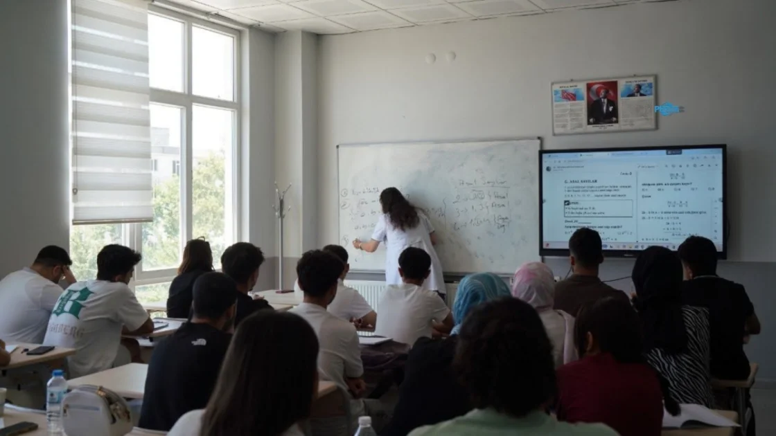 Adıyaman Belediyesi'nden KPSS Adaylarına Ücretsiz Destek Başladı