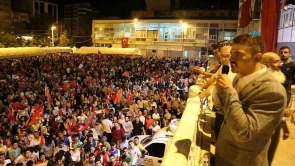 MHP Adıyaman İl Başkanı: Valilik Meydanı Millî İradenin Kalesi Oldu