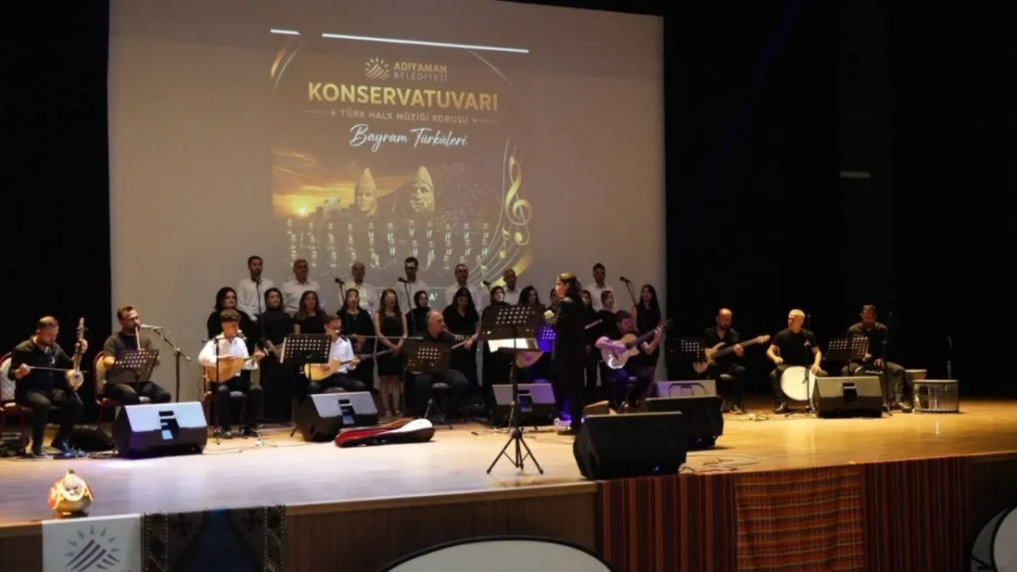 Adıyaman'da Bayram Türküleri Konseri Büyük Beğeni Topladı
