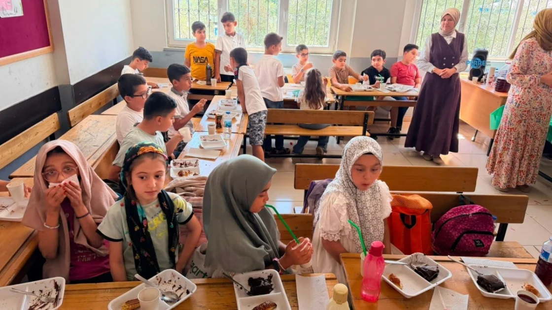 Genç MÜSİAD Adıyaman'dan Yaz Kur'an Kursu Öğrencilerine Moral Ziyareti