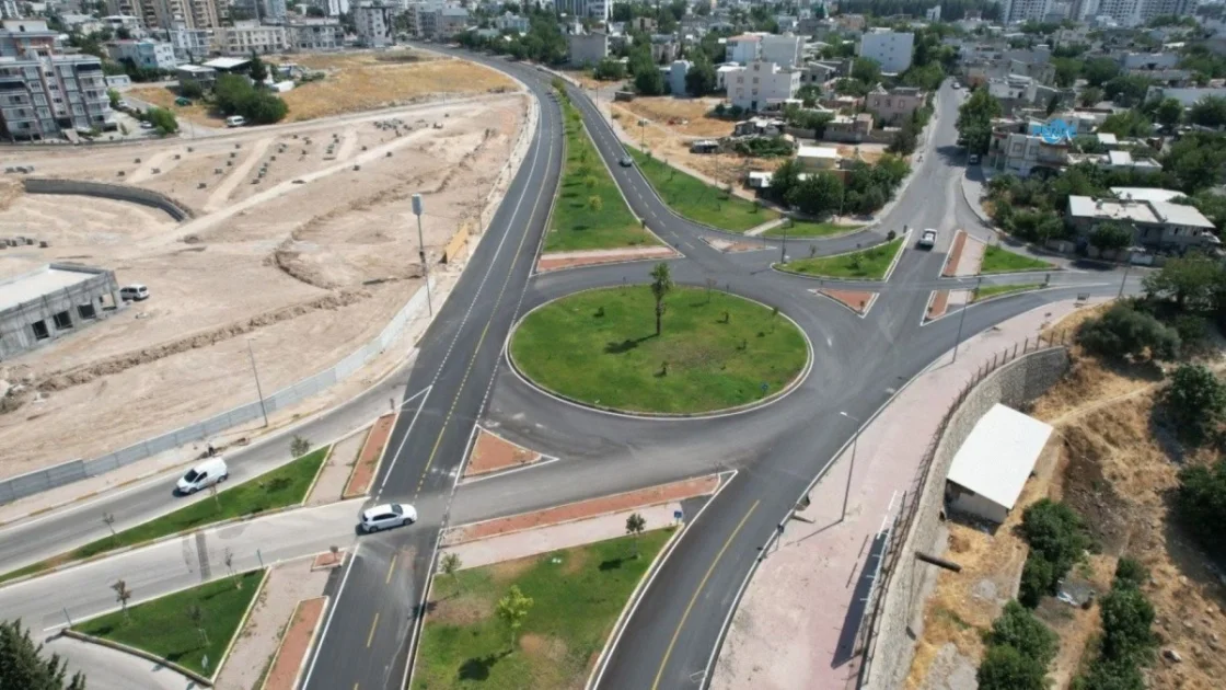 Adıyaman'da Dört Caddeyi Birleştiren Akıllı Kavşak Açıldı