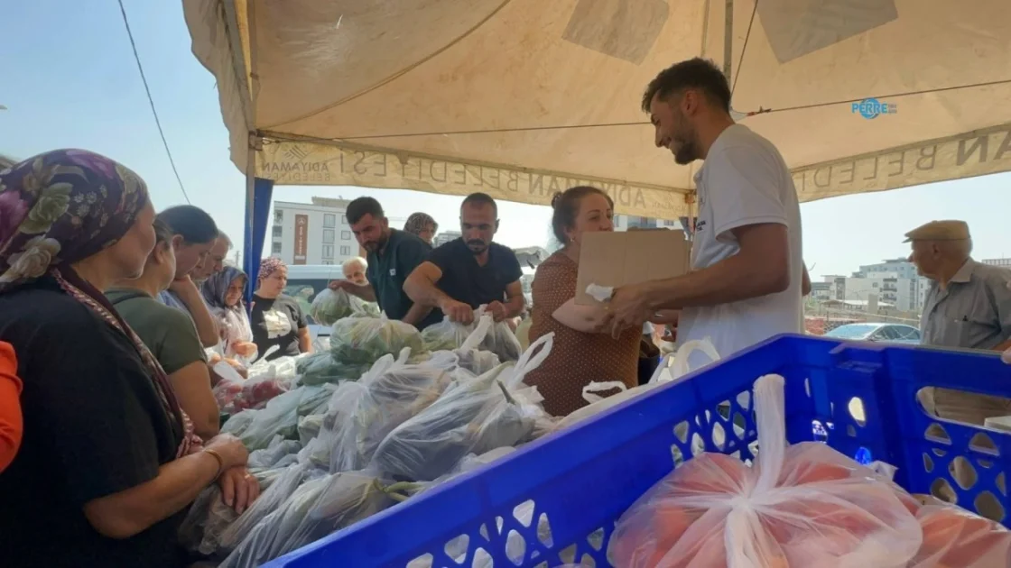 Adıyaman Belediyesi'nden Tarladan Sofraya Uygun Fiyatlı Yaz Sebzeleri